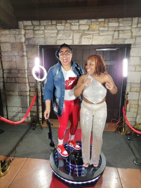 Indoor red carpet 360 photo booth setup